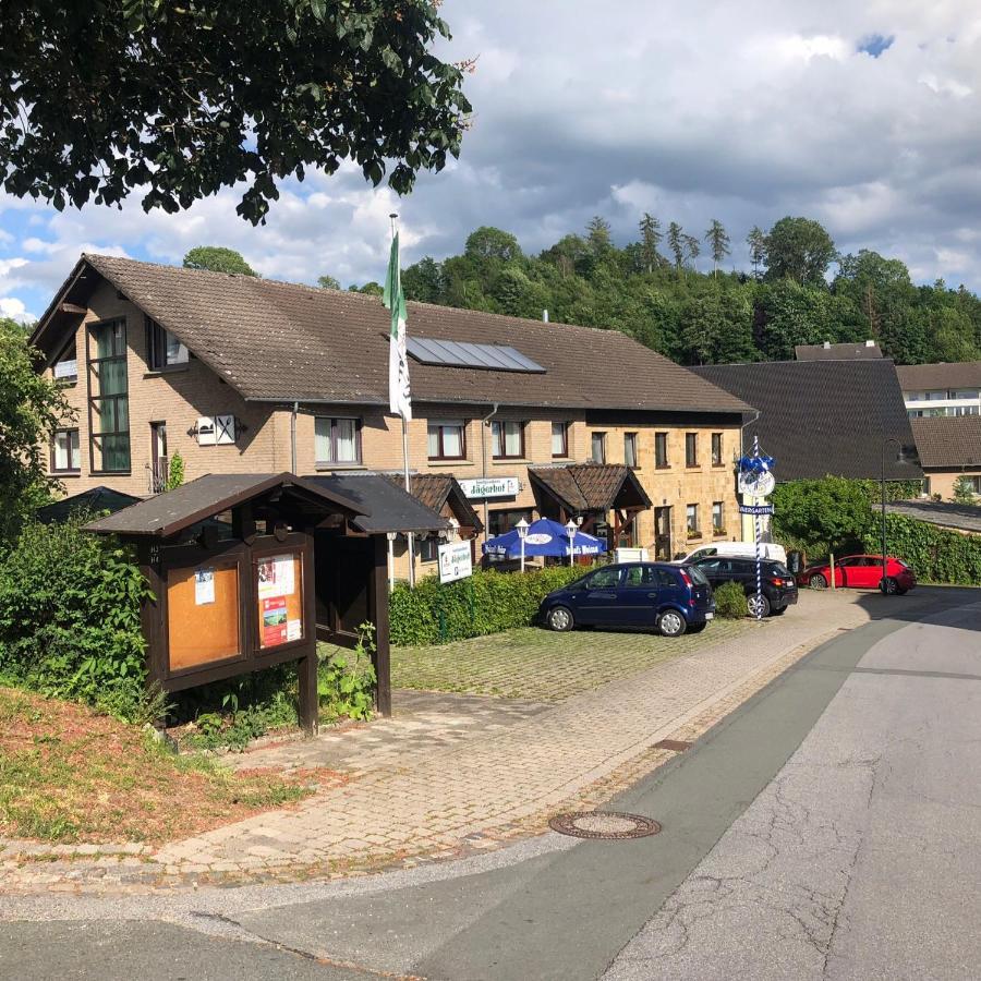 Отель Landgasthaus Jaegerhof Бюрен Экстерьер фото